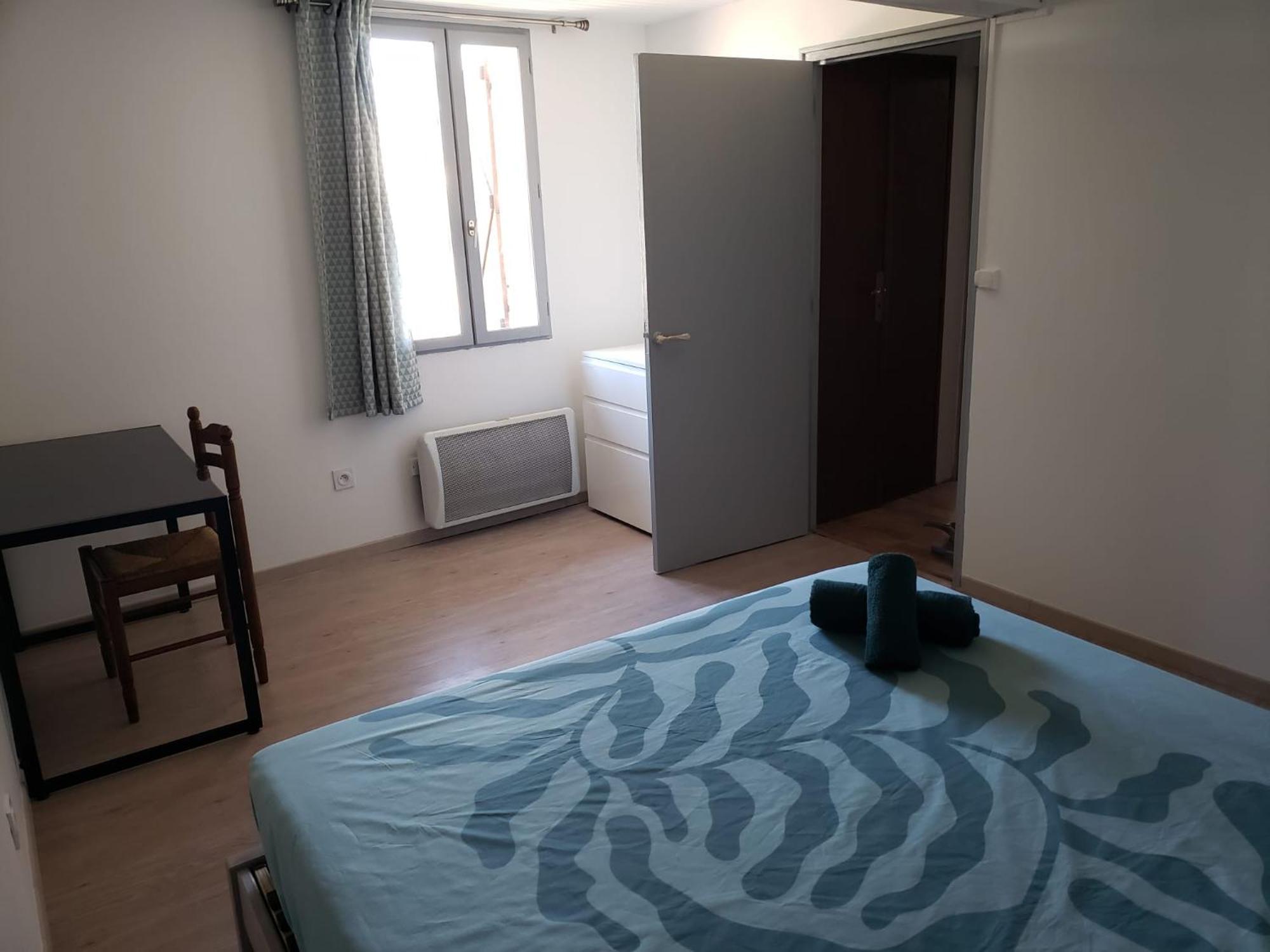 Chambres Meublees Et Spacieuses LʼIsle-Jourdain Buitenkant foto